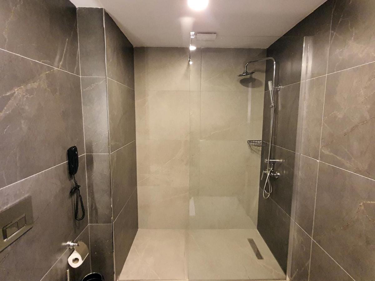 Kizilkaya Business Otel Korfez Ngoại thất bức ảnh